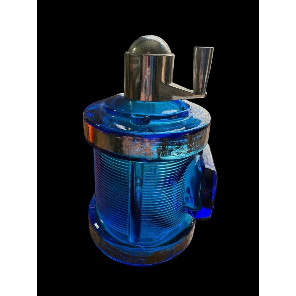 Vintage Avon  Angler Decanter Wild Country After Shave Bottle Blue Glass Empty - Picture 4 of 7